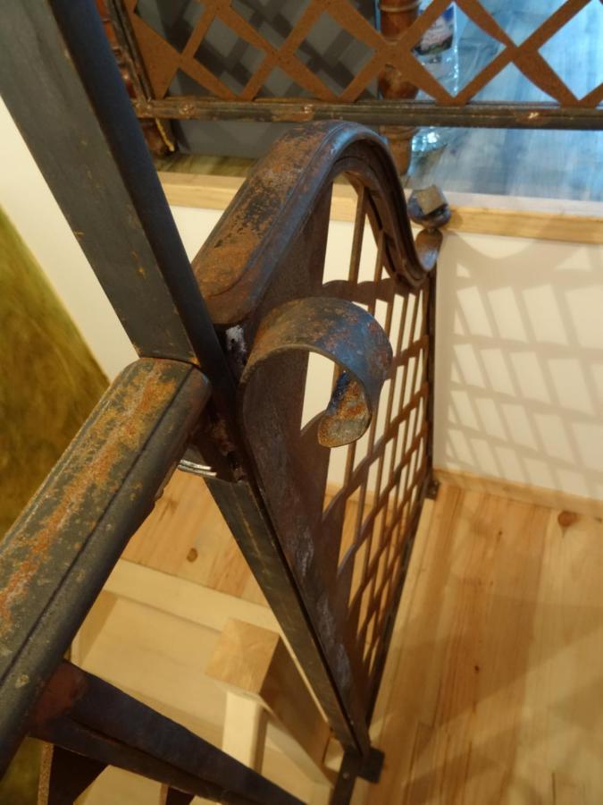 Bed and Breakfast L'Escalier Des Reves Saint-Sauveur-en-Puisaye Esterno foto