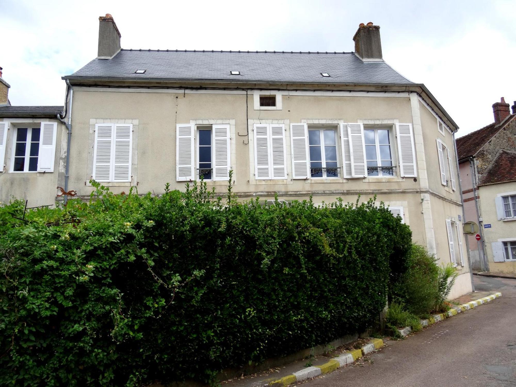 Bed and Breakfast L'Escalier Des Reves Saint-Sauveur-en-Puisaye Esterno foto